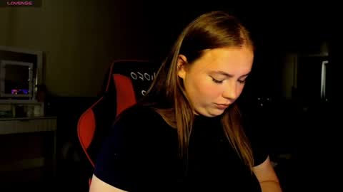 darkcharm1 online show from August 15, 2:43 pm