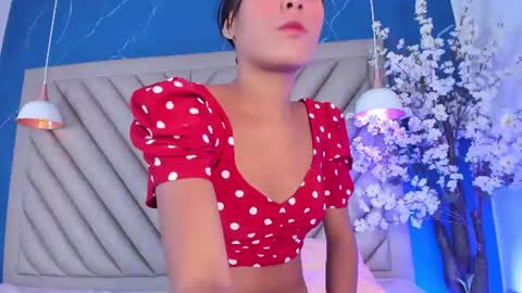 darkiesweet online show from August 8, 12:05 pm