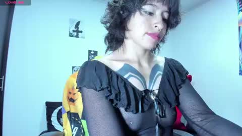 Hi Im Yuri  independent modelhelp me get my 111 hands upuwu online show from August 5, 9:35 pm