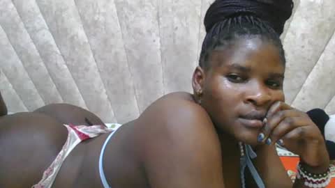 SHANICE online show from August 13, 4:43 pm