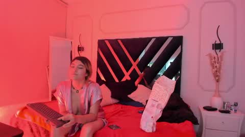 Jhon y Lucy online show from August 15, 9:46 am