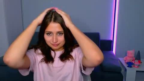 Amelie online show from August 13, 3:42 am