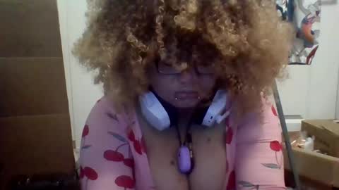 DarkSundaze online show from June 18, 11:48 pm