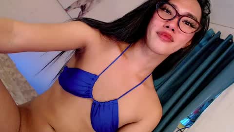 its me monica online show from August 9, 5:30 am