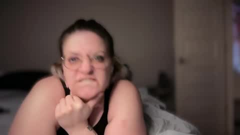 Mommy online show from June 7, 5:12 am