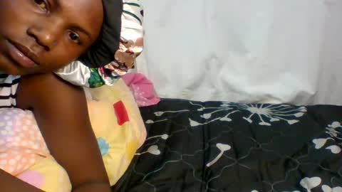 darling_dreamer2 online show from August 15, 1:53 am