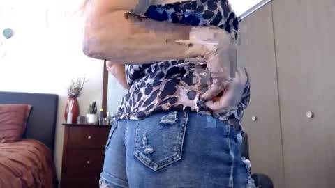 DarlingD online show from July 3, 1:46 pm