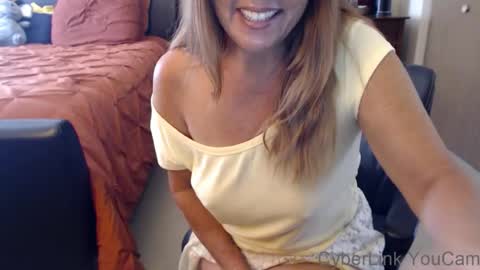DarlingD online show from July 8, 2:10 pm