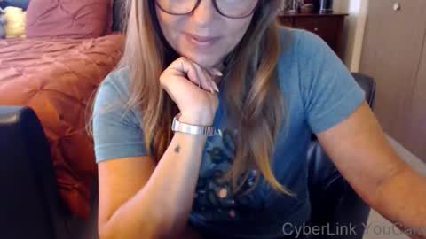 DarlingD online show from August 13, 8:12 pm