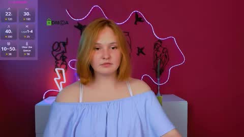 darly honey online show from May 23, 8:01 pm