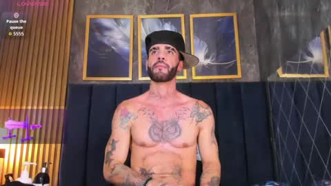 darwin_horny2 online show from August 8, 11:49 pm