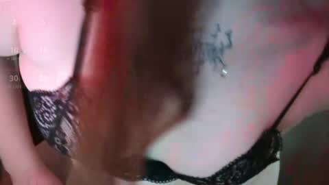 daryana_a online show from May 6, 12:01 am