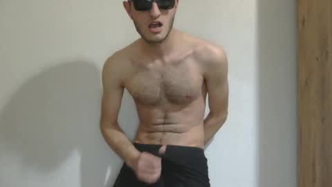 daryl__dixon online show from April 4, 4:36 pm