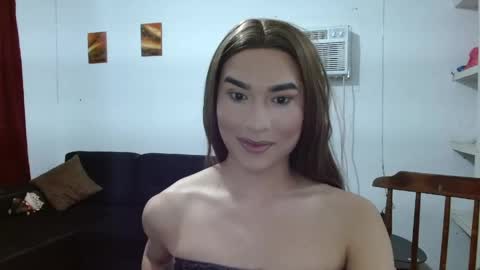 dashly_queen1 online show from May 2, 8:24 pm