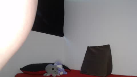 Dafne online show from August 8, 7:25 pm