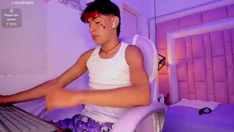ANGEL online show from August 12, 3:31 am