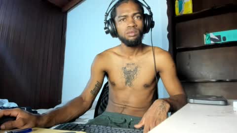 davcashmaster420 online show from July 8, 9:41 pm