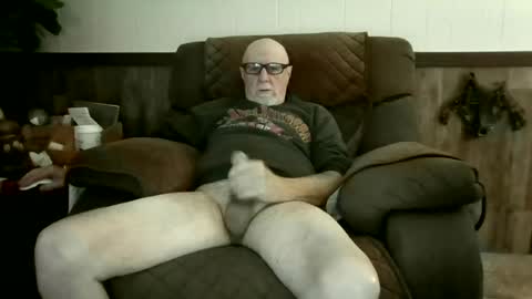 dave571960 online show from August 21, 9:59 am