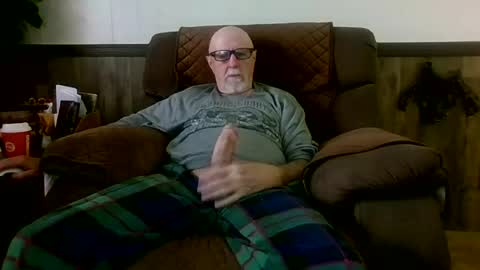 dave571960 online show from September 6, 11:38 am