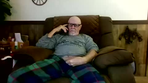 dave571960 online show from September 9, 9:49 pm