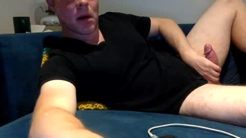 daveb709709709 online show from August 9, 1:17 am