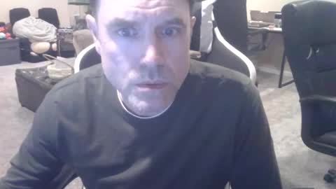 daved14u online show from April 23, 5:11 am