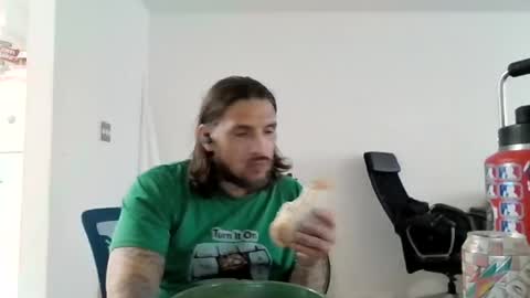 davelovesmissbehave online show from August 15, 1:42 am
