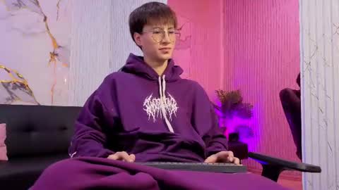 Davi sweet boy - follow me  3 online show from August 15, 2:48 am