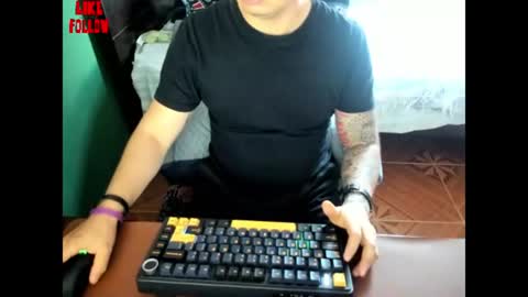David online show from August 2, 10:38 pm