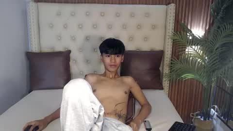 david_hardcock20 online show from August 9, 11:44 am