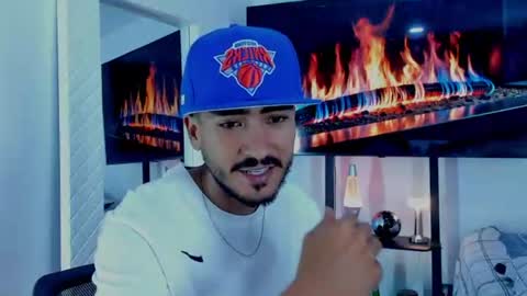 david_johnson372 online show from August 4, 11:24 pm