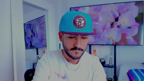 david_johnson372 online show from August 15, 2:32 pm