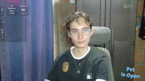 ProgrammerBoy online show from August 6, 5:23 pm