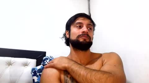 davidcr89 online show from August 6, 5:28 am
