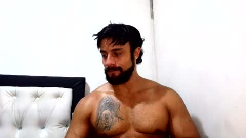 davidcr89 online show from August 8, 6:46 am