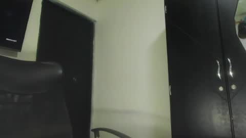 Lennon online show from April 13, 10:18 am