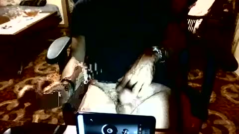 davidneedmore online show from August 10, 4:58 am