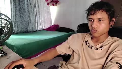 davidprinxxe online show from May 9, 7:27 pm