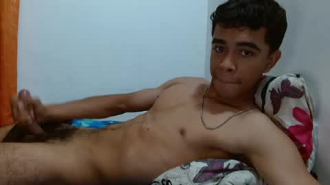 davidth000 online show from May 9, 7:11 am