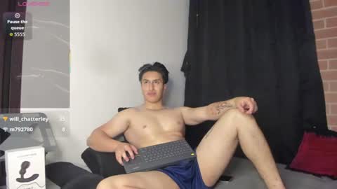 davidx_x21 online show from August 14, 9:24 am