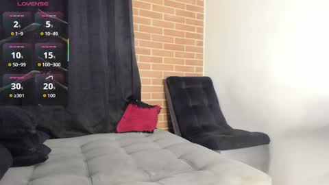 davidx_x21 online show from August 15, 8:18 am