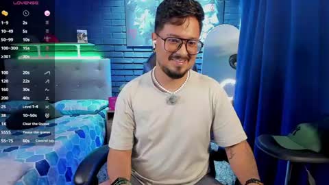 David Evans online show from July 12, 9:10 pm