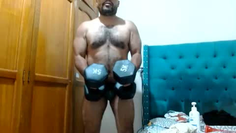 davinson_lopez35 online show from June 9, 1:23 am