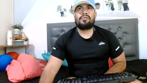davinson_lopez35 online show from July 5, 6:55 pm