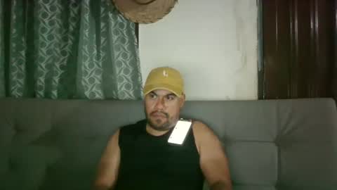 davinson_lopez35 online show from July 9, 11:32 pm
