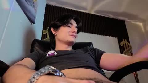 davoxer online show from August 9, 5:52 am