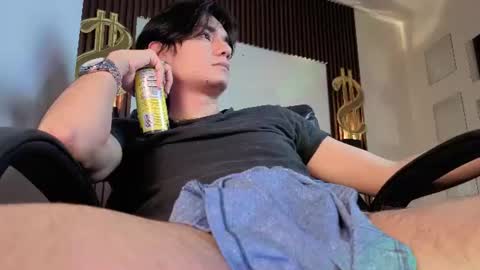 davoxer online show from August 9, 9:10 am