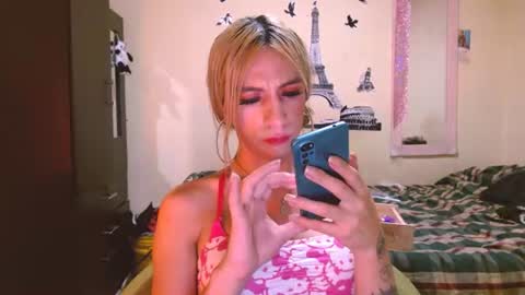dayanna_01_ online show from July 28, 11:00 pm