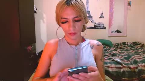 dayanna_01_ online show from July 29, 8:38 pm