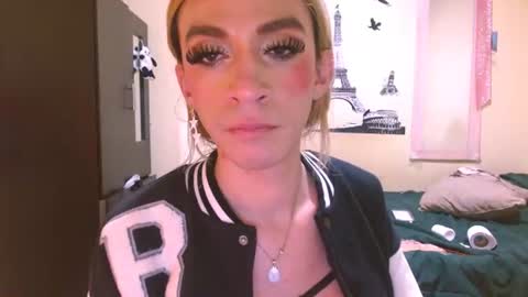 dayanna_01_ online show from August 11, 4:25 am